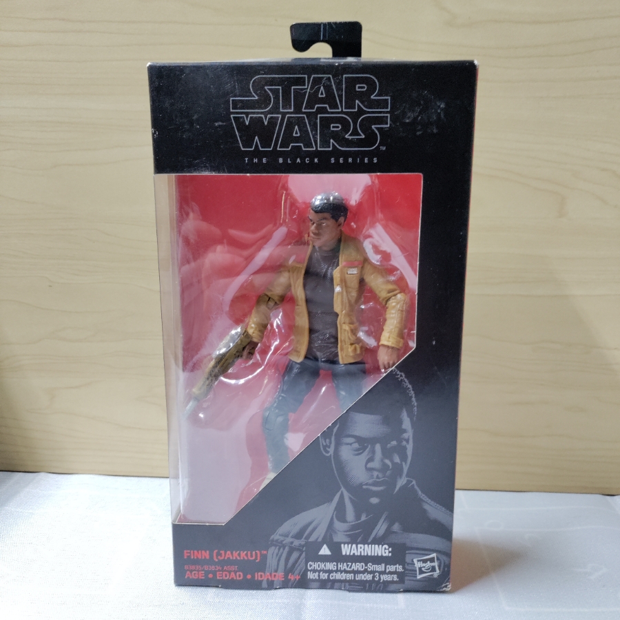 Hasbro Star Wars The Black Series Finn Jakku Action Figure