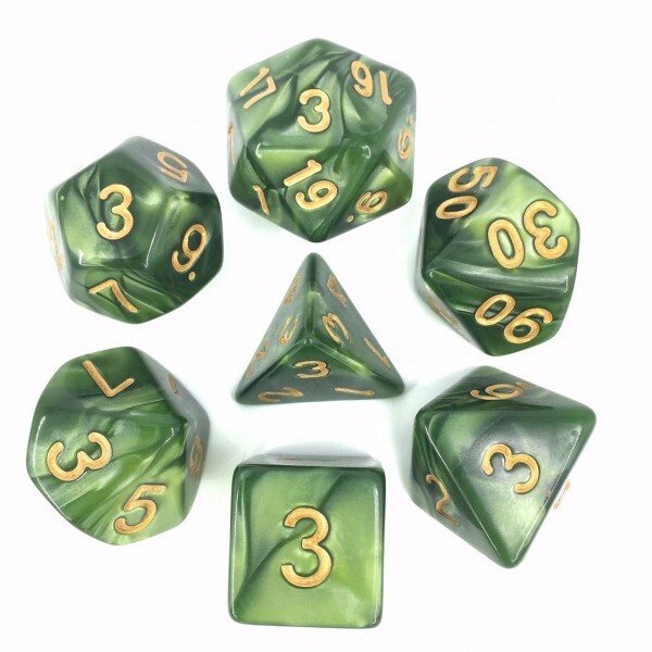 GRASS GREEN (GOLDEN FONT) PEARL DICE SET