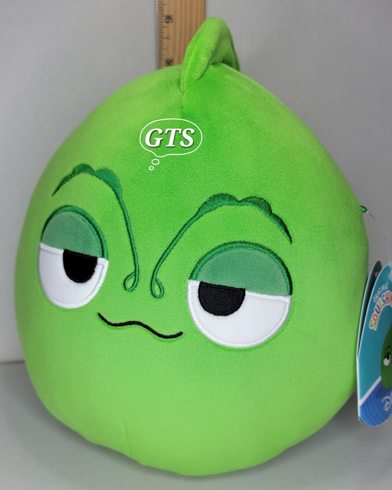Squishmallows 8" Disney Pascal